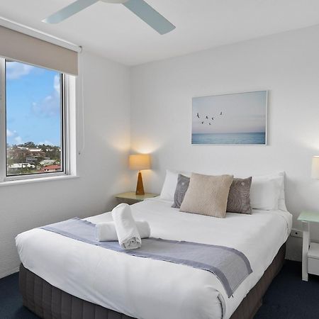 Mandolin Beachfront Resort Alexandra Headland Buitenkant foto