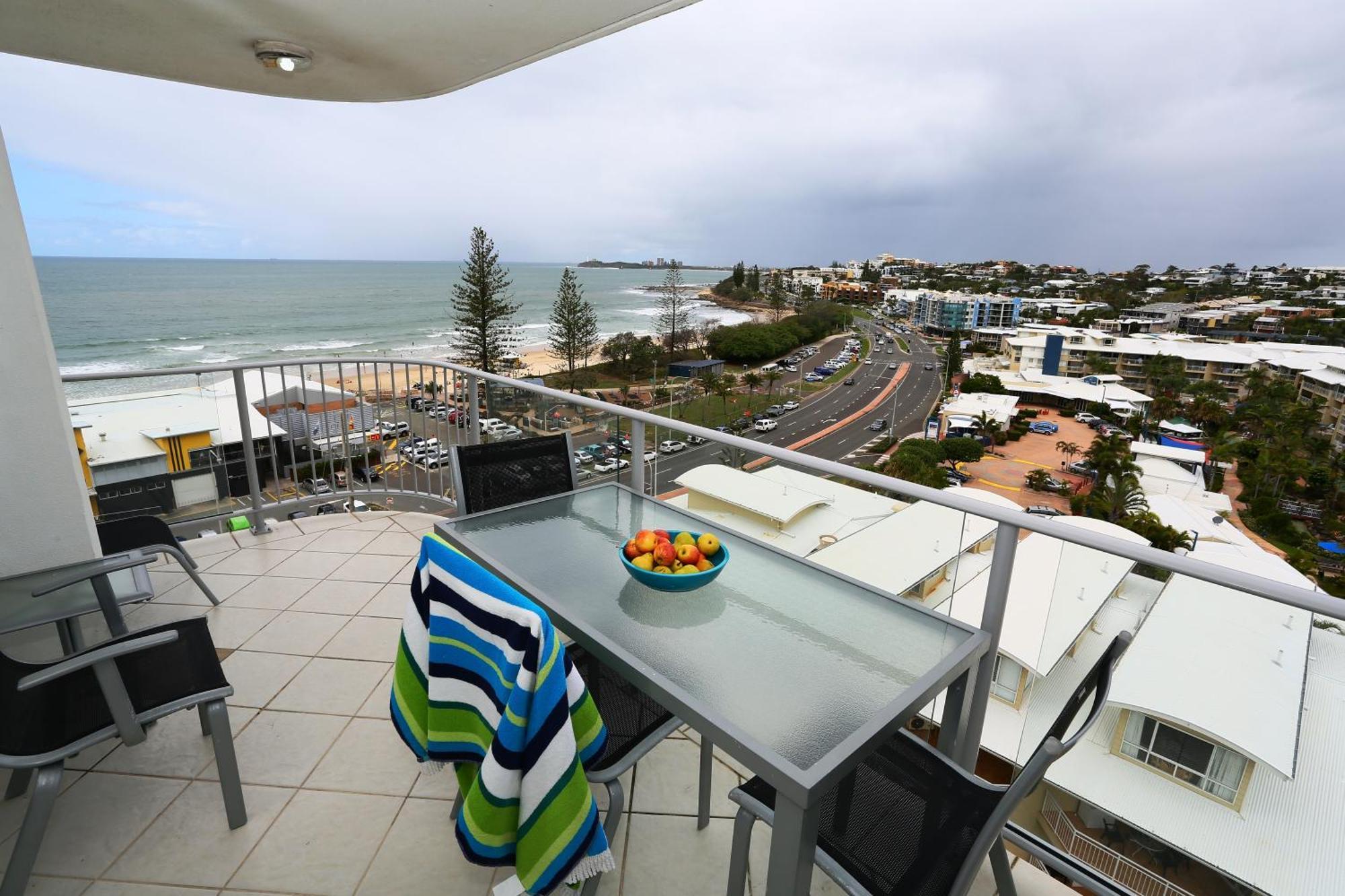 Mandolin Beachfront Resort Alexandra Headland Buitenkant foto