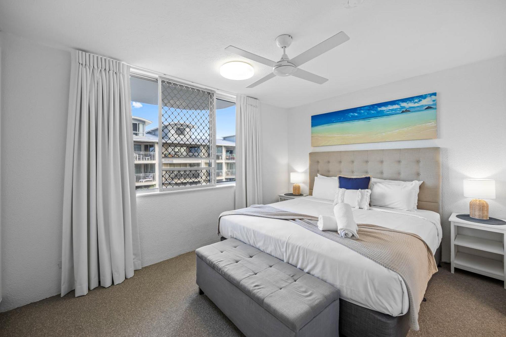 Mandolin Beachfront Resort Alexandra Headland Buitenkant foto