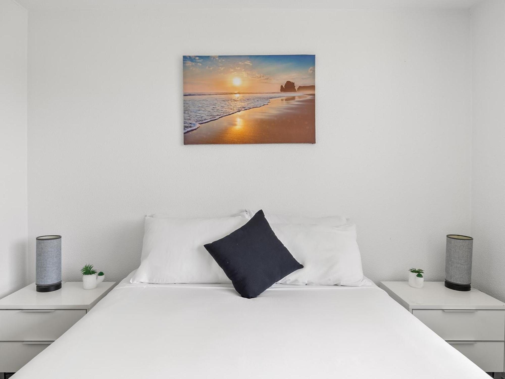 Mandolin Beachfront Resort Alexandra Headland Buitenkant foto